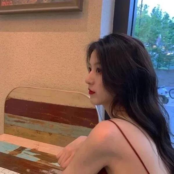 蕾拉